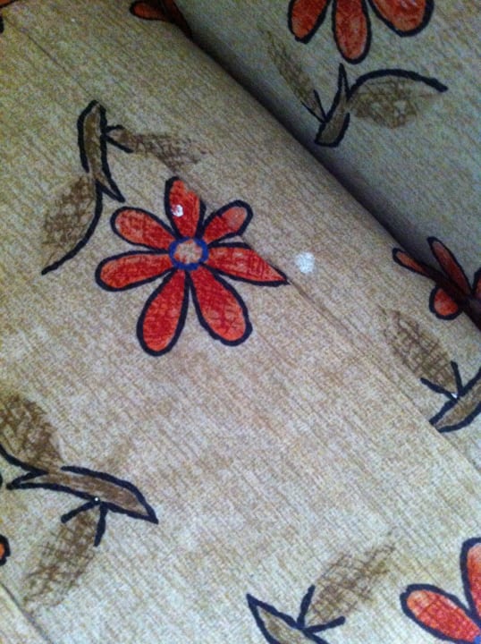 Farbflecken vom Renovieren Armas Gül Beach