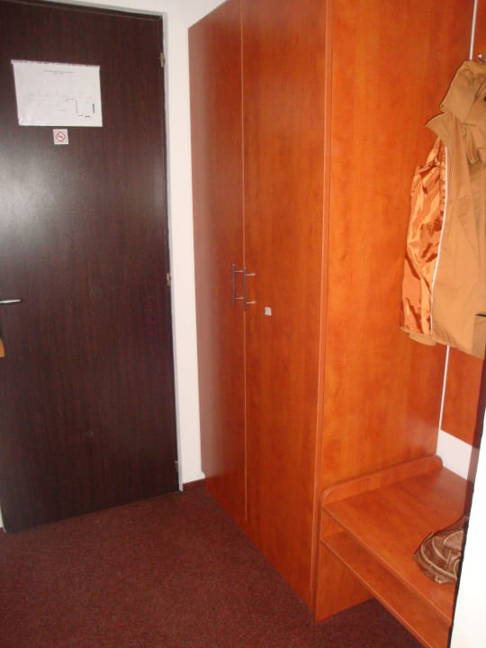 Eingang Zimmer Hotel Alexis