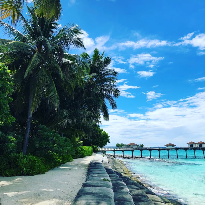 Außenansicht ROBINSON MALDIVES