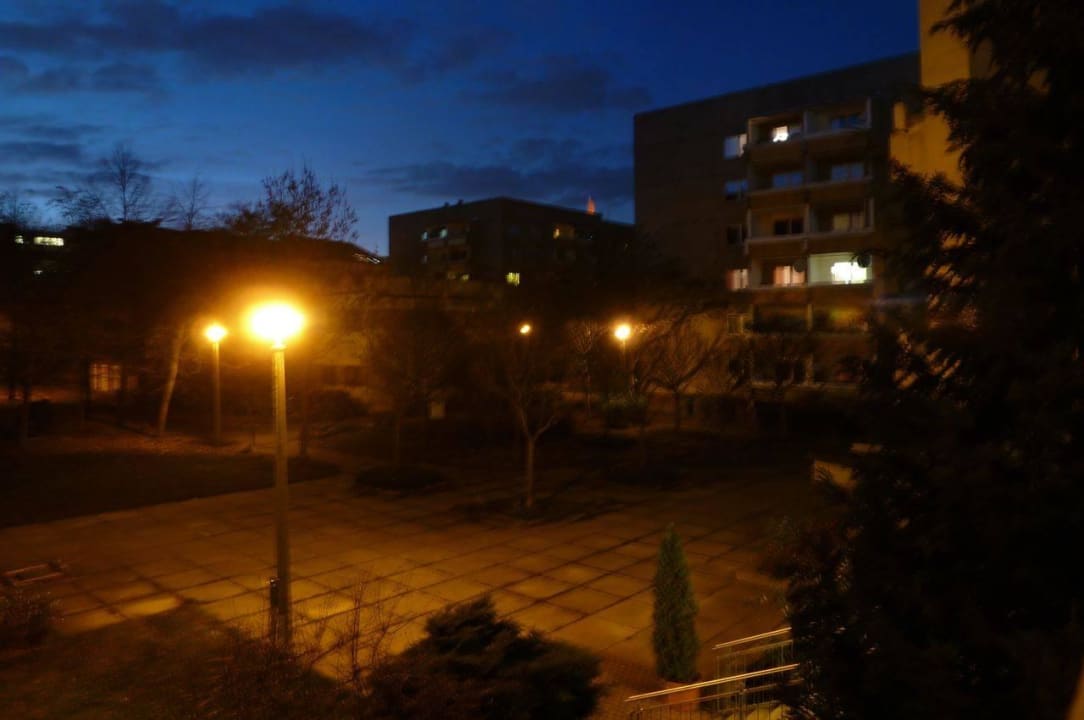  DZ 206, Abendlicher Blick vom Balkon Days Inn Leipzig City Centre