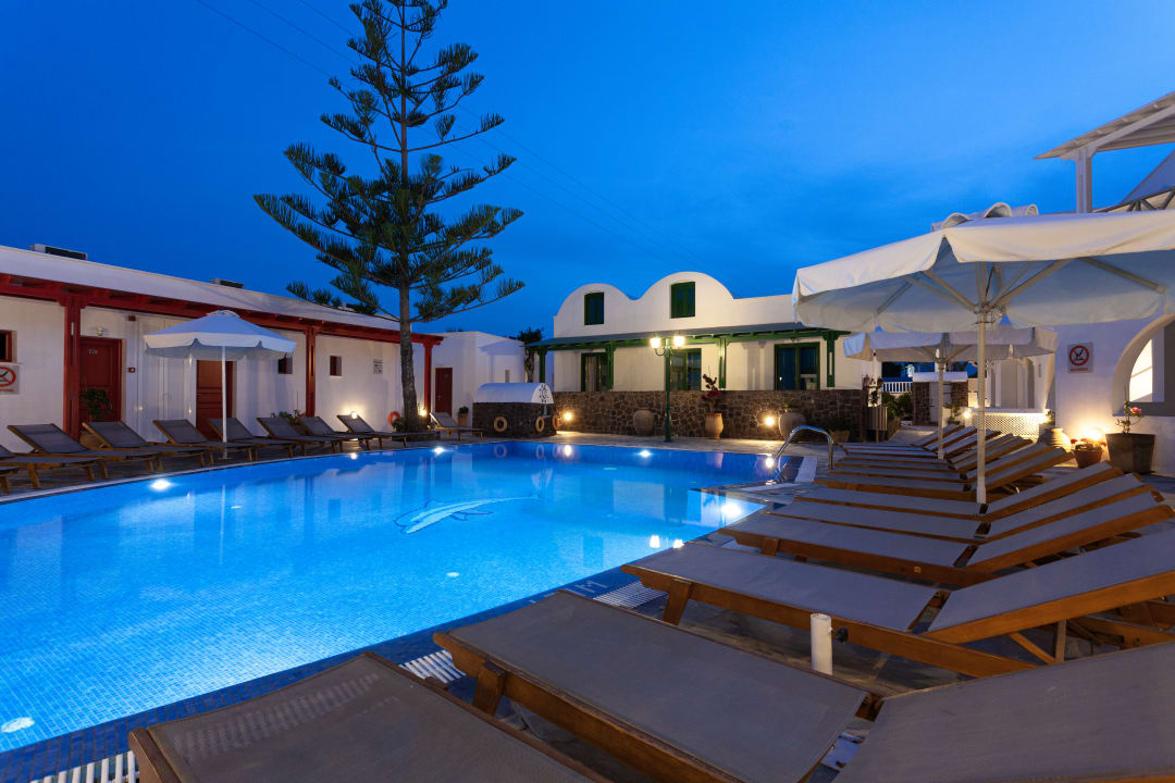 Pool Hotel Mathios Village