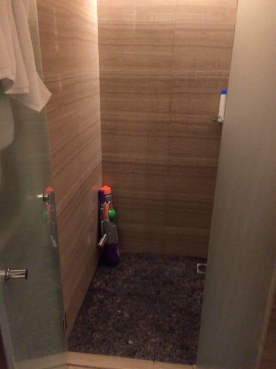 Dusche The Landmark Bangkok