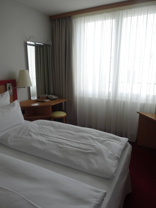 Unser Zimmer  NH Collection Hamburg City