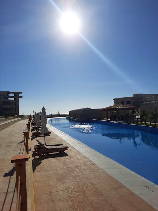 Pool Diamond Beach by Pearl Resort