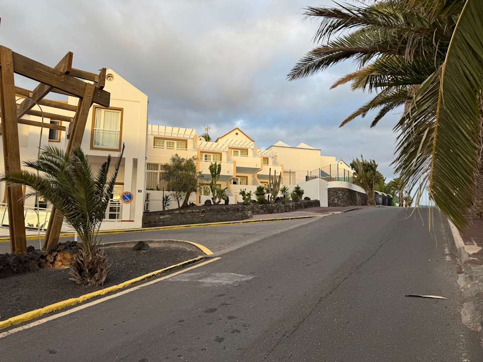 Außenansicht Apartamentos LIVVO Morromar