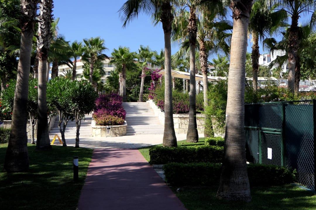 Gartenanlage Miramare Queen Hotel