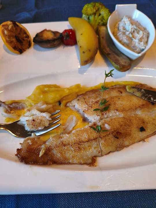 Gastro Sunis Kumköy Beach Resort Hotel & Spa