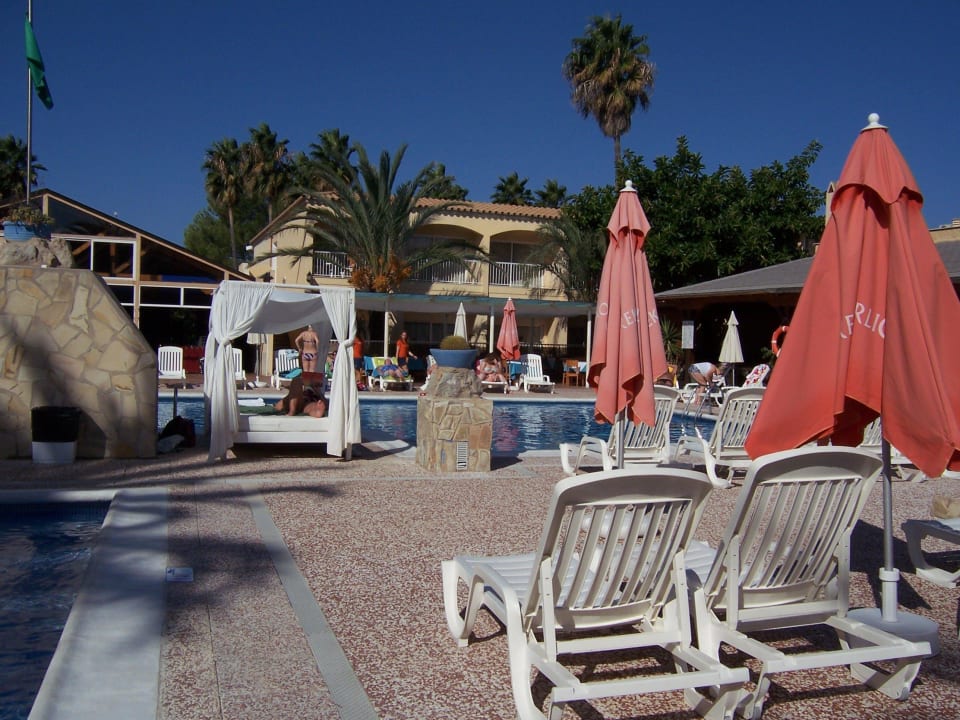 Himmelbett am Pool Hotel Vibra Cala Tarida