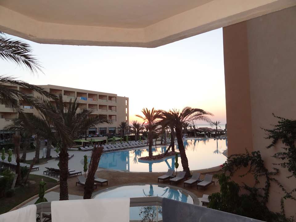 Zachód słońca Hotel Rosa Beach