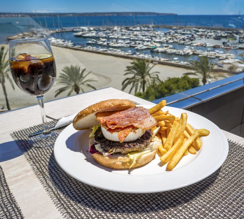 Gastro Hotel Las Arenas
