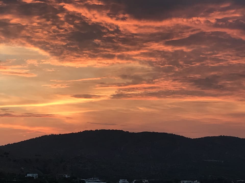 Ausblick Lindos Blu, Luxury Hotel & Suites - Adults only