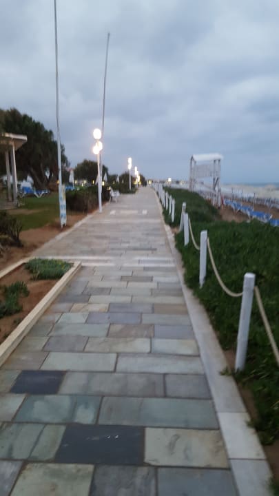 Strand Bella Beach Hotel