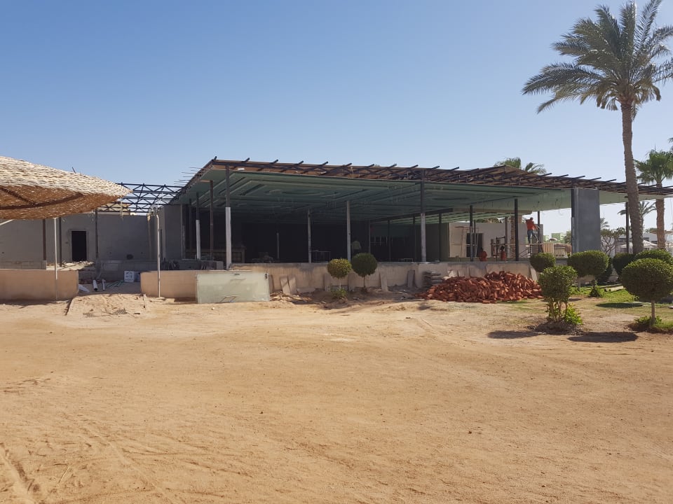 Strand Mirage Bay Resort & Aqua Park