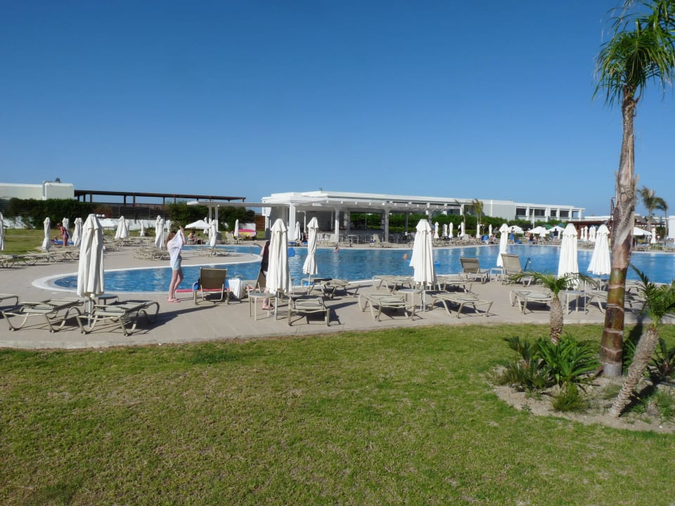 Piscine Asterias Beach Resort