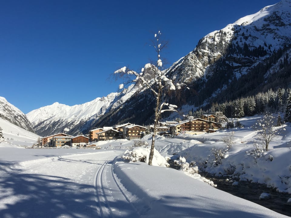 Außenansicht Hotel Bergland