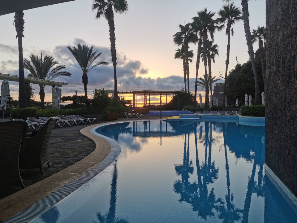Pool Calheta Beach