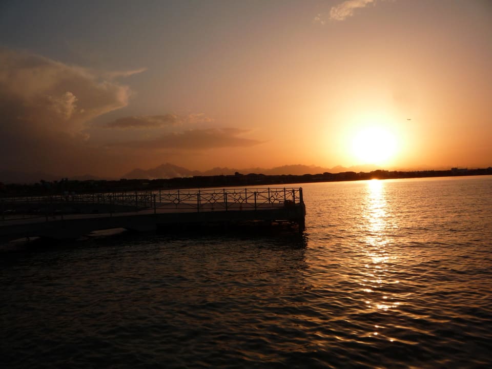 Pier Titanic Beach Spa & Aqua Park