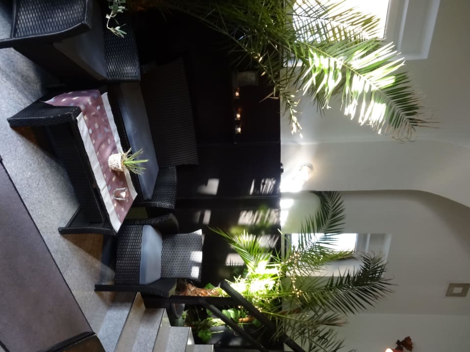 Hotel-Eingang City-Hotel-Garni-Diez