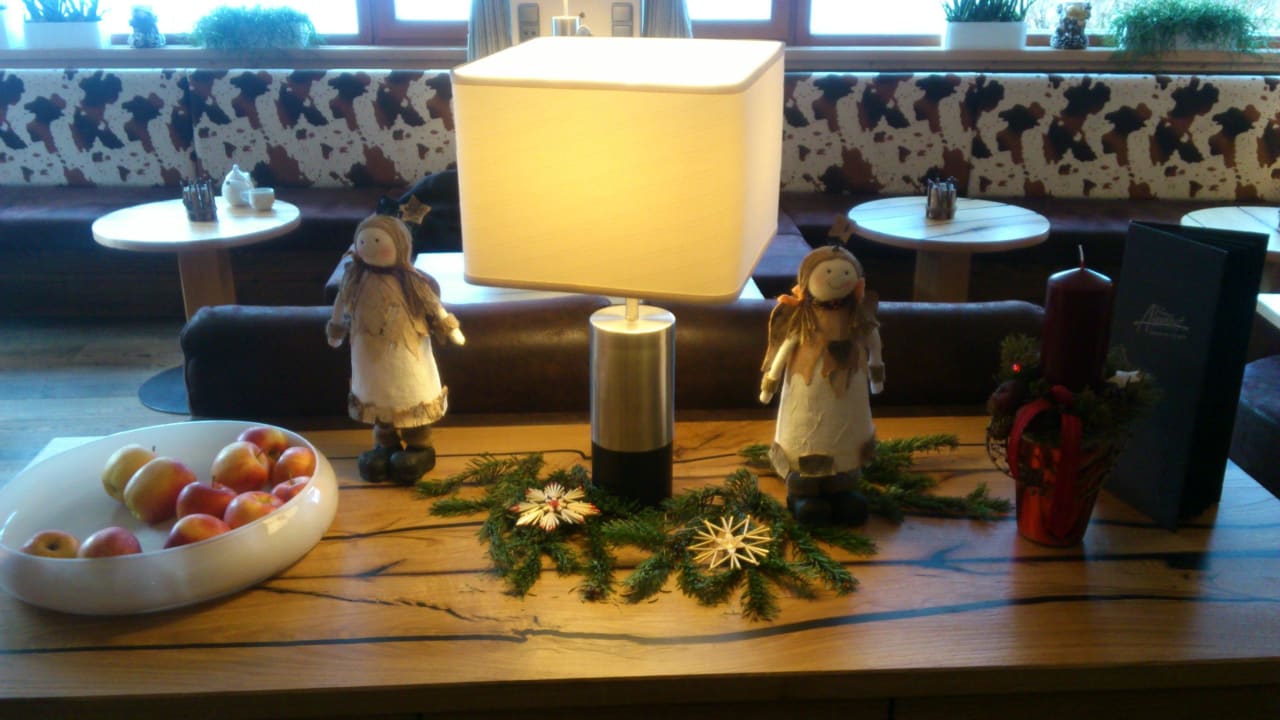 Almlounge Alm- & Wellnesshotel Alpenhof