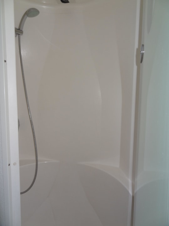 Duschkabine ibis budget Berlin City Potsdamer Platz