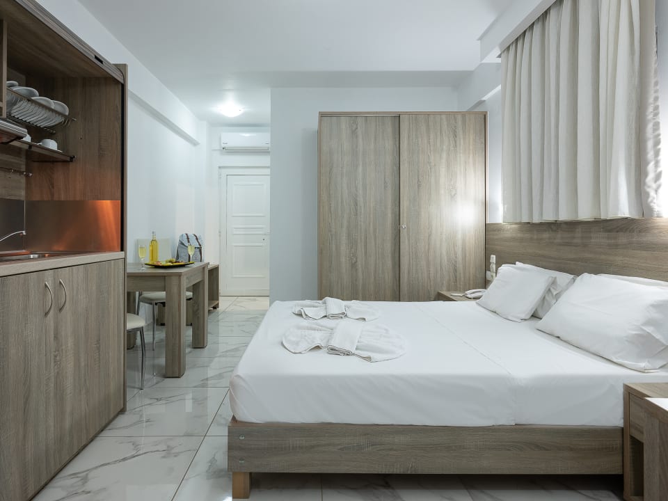 Zimmer Hotel Anthoula Village