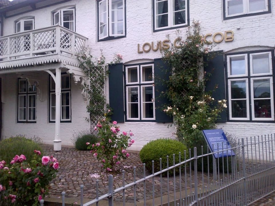Aussenansicht Hotel Louis C. Jacob
