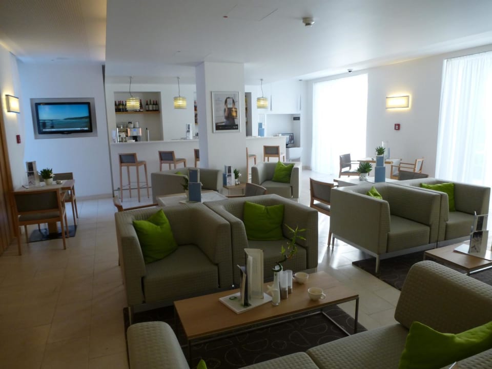 Lobby Hotel NH Frankfurt Messe