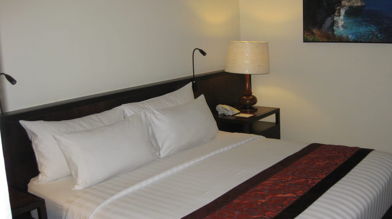 Zimmer Griya Santrian Beach Resort & Spa