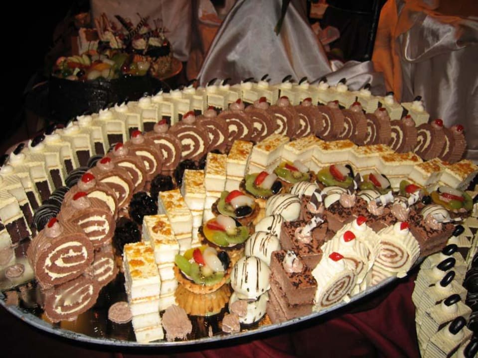 Sonntagsnachtischbuffet Adaaran Select Meedhupparu Island Resort - Premium All Inclusive