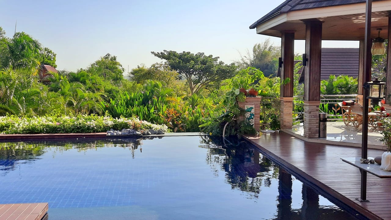 Pool Resotel Baan Sanook