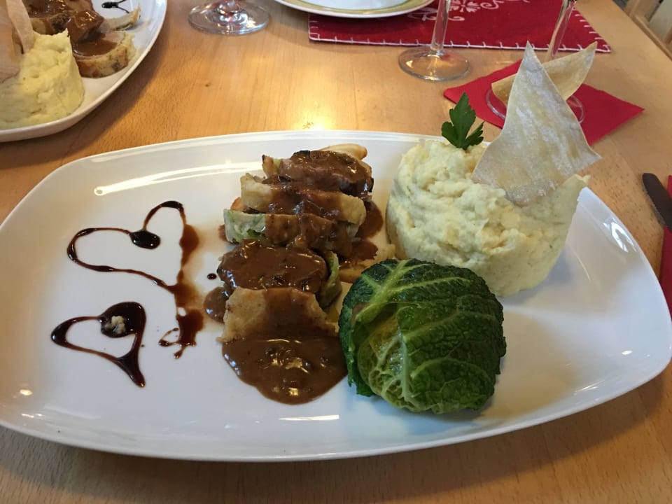 Valentinstags menü Hauptgang Hotel Scharnagl mit Waldgasthof