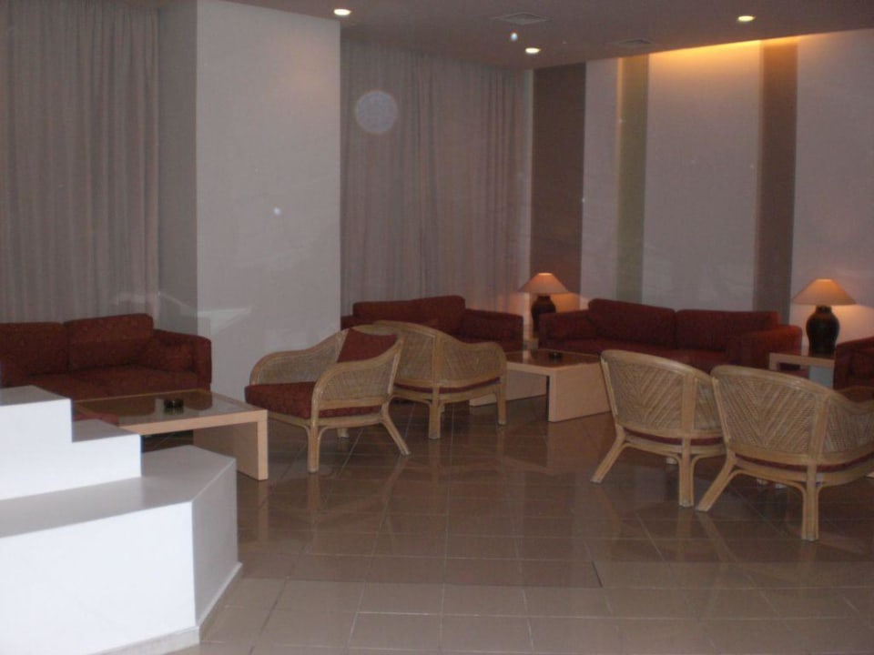 Lobby Anissa Beach & Village