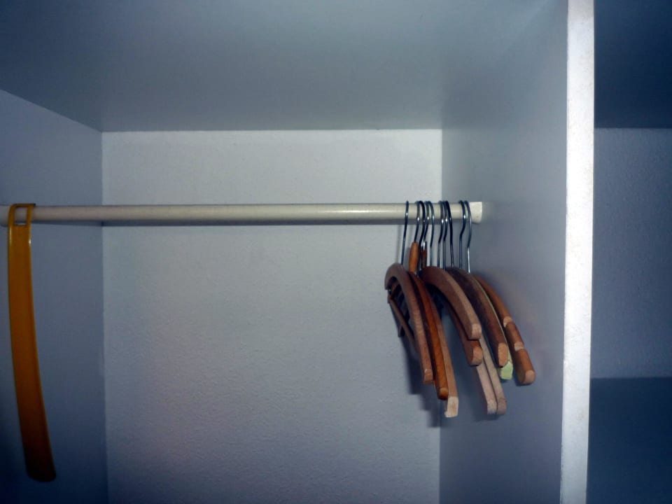 Wandschrank Appartementhotel Haus Berghof