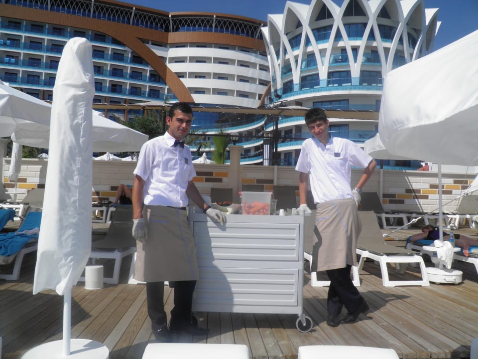 Wer kann dazu schon nein sagen ? Granada Luxury Okurcalar