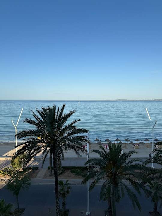 Ausblick AYA Seahotel - Adults only