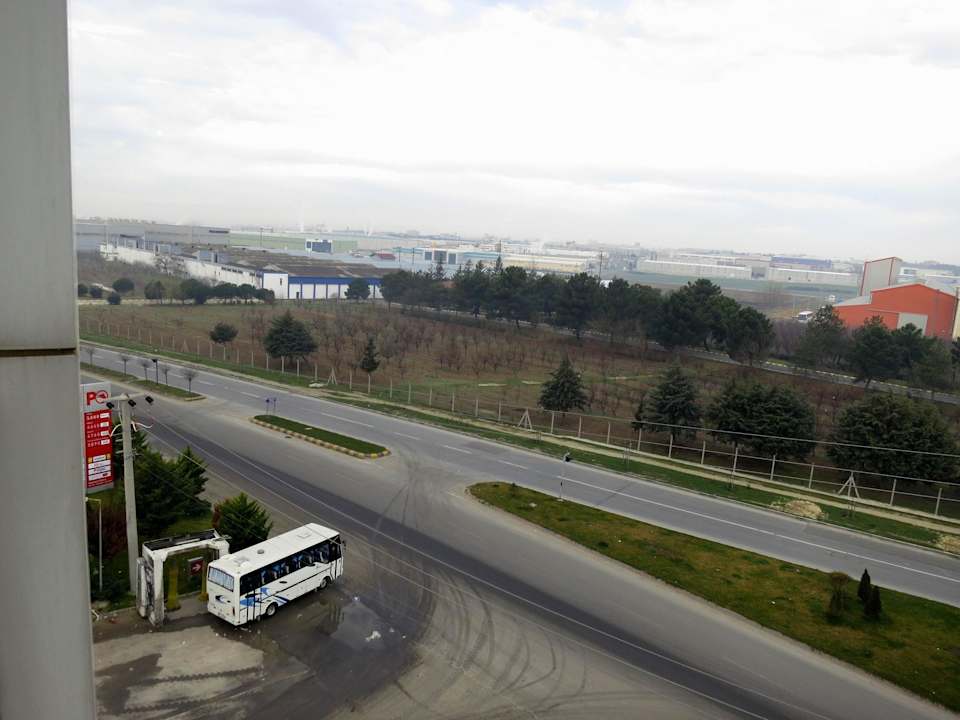 Vom Fenster Hotel Golden Palas