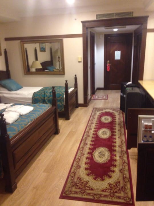 Zimmer sehr groß Hotel Delphin Palace