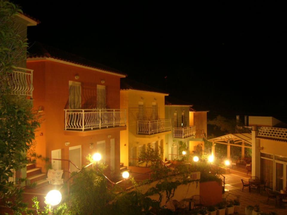 Bei Nacht Hotel Aegean Sun