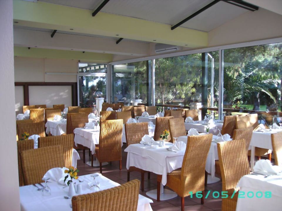 Restaurant Hotel Portes Beach