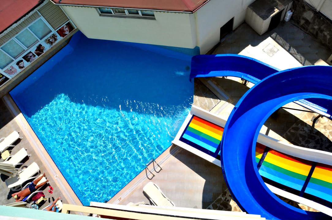 Pool Cinar Family Suite Hotel