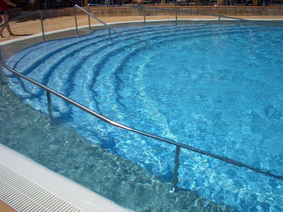 Pool SBH Hotel Taro Beach