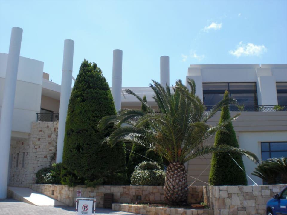 Hotelanlage Eingangsbereich Grand Hotel Holiday Resort