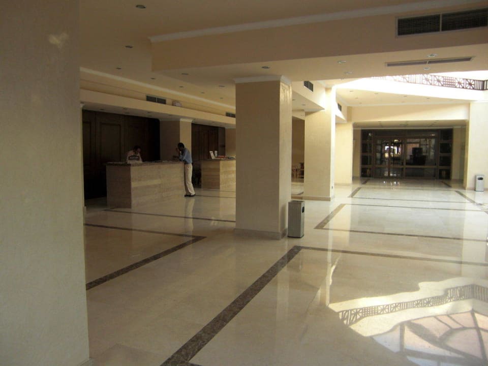 Lobby Eagles Paradise Abu Soma