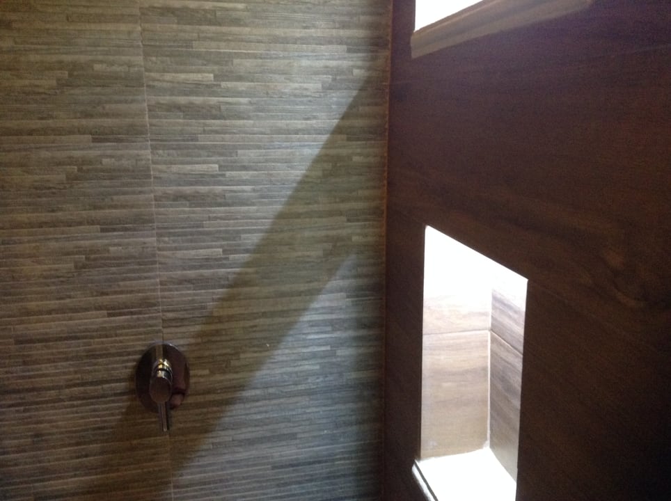 Bad Dusche Innenansicht Balsamico Traditional Suites