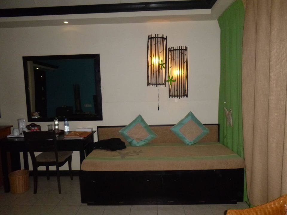 Im Bungalow Ellaidhoo Maldives by Cinnamon