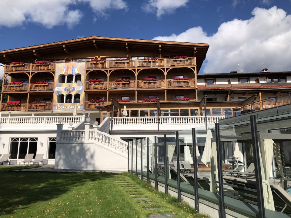 Außenansicht Parkhotel Holzerhof