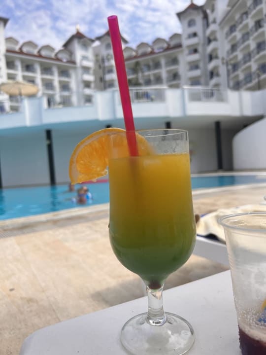 Gastro Serenis Hotel