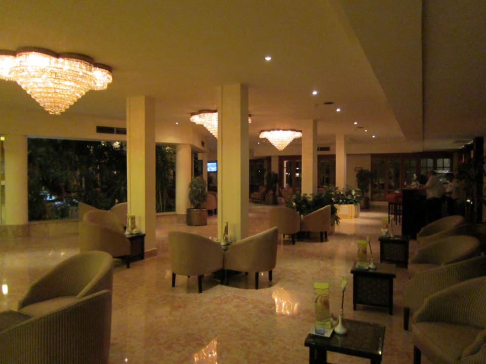 Eingangsbereich The Grand Hotel Hurghada