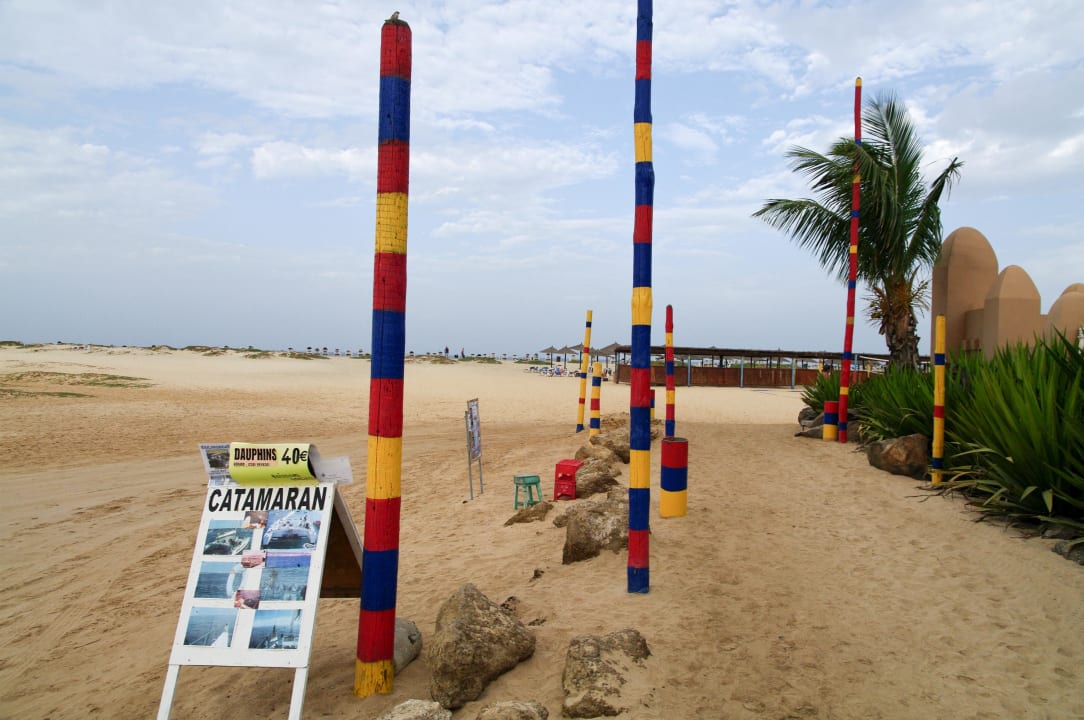 Der Weg zum Hotelstrand Hotel Riu Funana