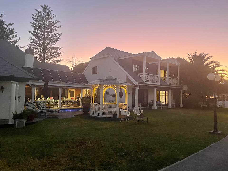 Außenansicht Mulligans Guesthouse